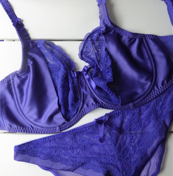 D+ Bra Review  Mimi Holliday Berry Fest – Honestly, Becky!
